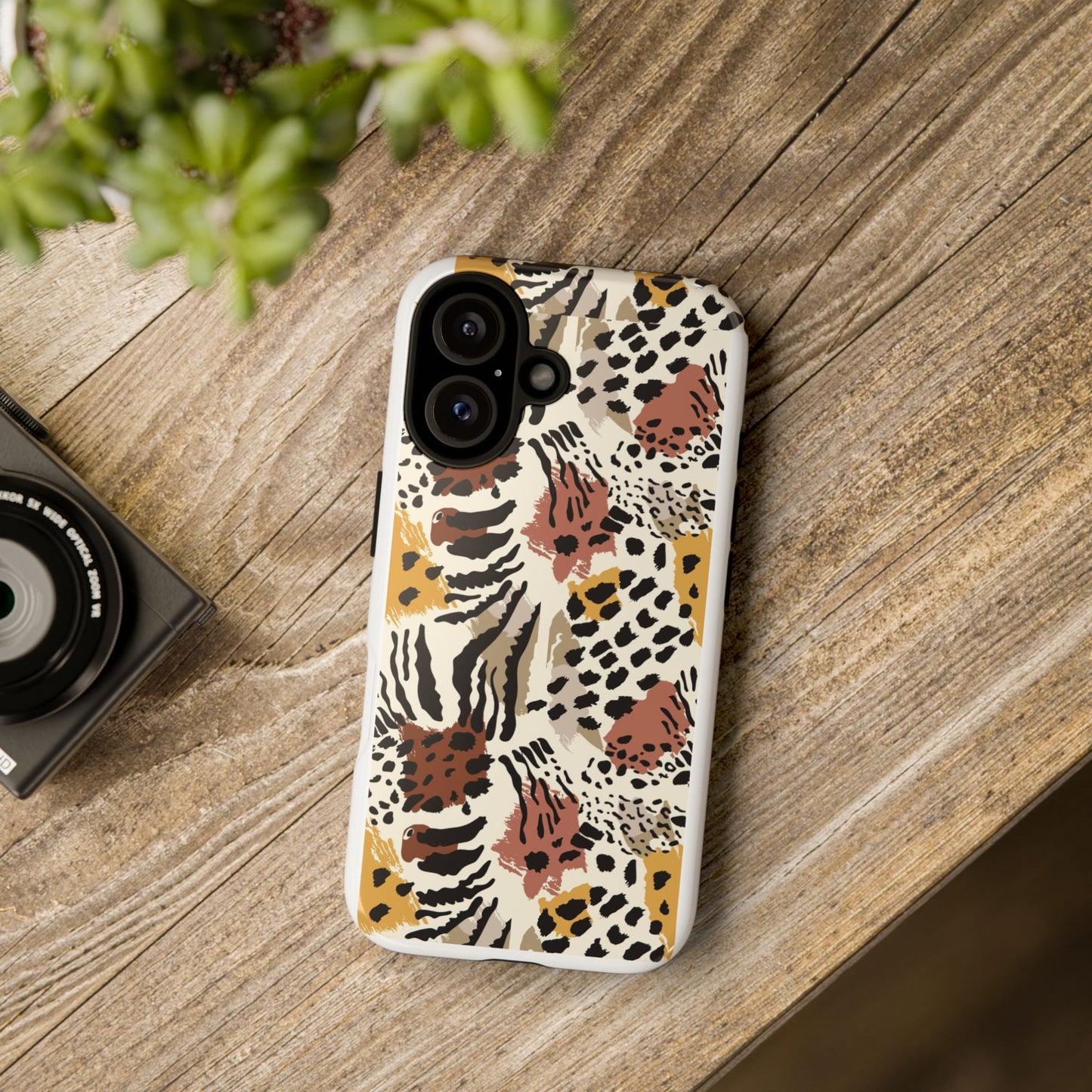 Stylish Animal Print Phone Case - Tough Protection for Your Device